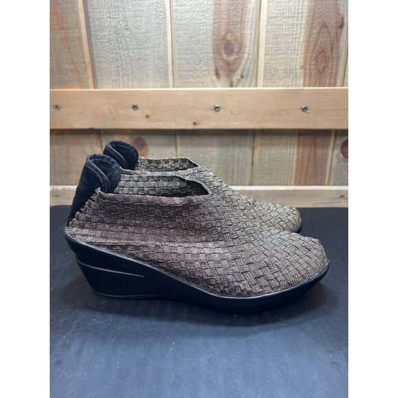 By Bernie Mev Metallic Dark Gold Woven Slip-On Wedge Shoes Size 8.5-9 - Picture 1 of 8
